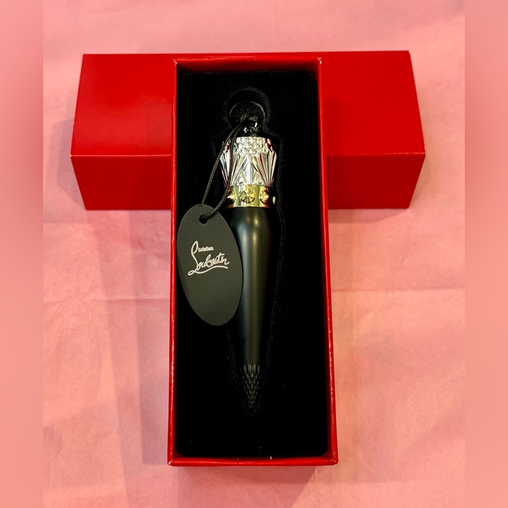 NIB CHRISTIAN LOUBOUTIN Rouge LOUBOUTIN Lipstick VELVET MATTE - Picture 5 of 13